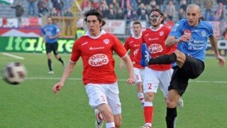 Pronostico Novara-Varese 06-06-2014 Play-Out serie b